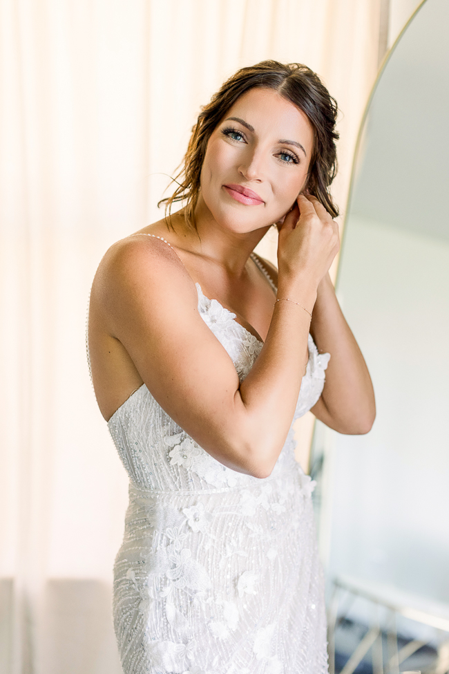 bride getting ready for wedding